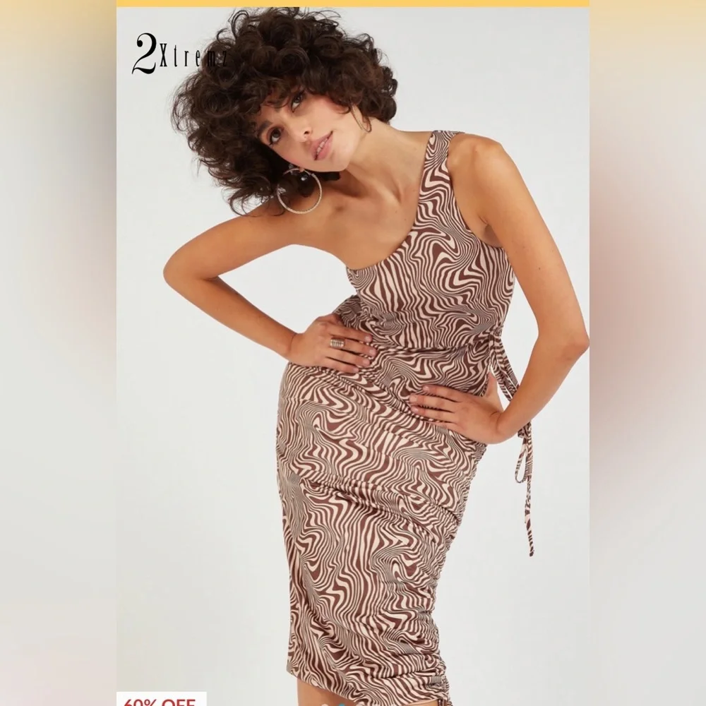 2Xtremz Printed Midi One
Shoulder Bodycon Dress - Picture 1 of 4